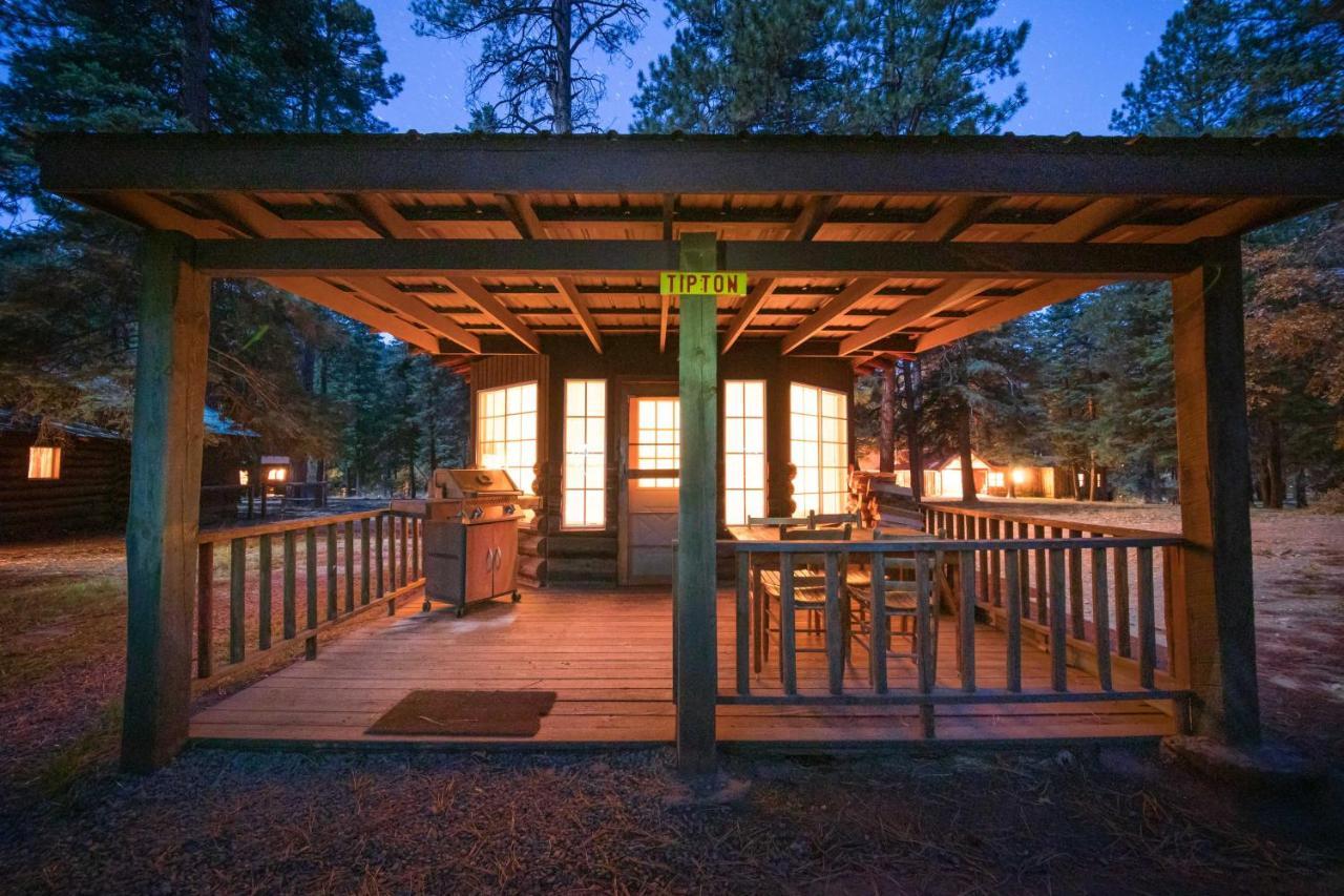 Corkins Lodge Chama ภายนอก รูปภาพ