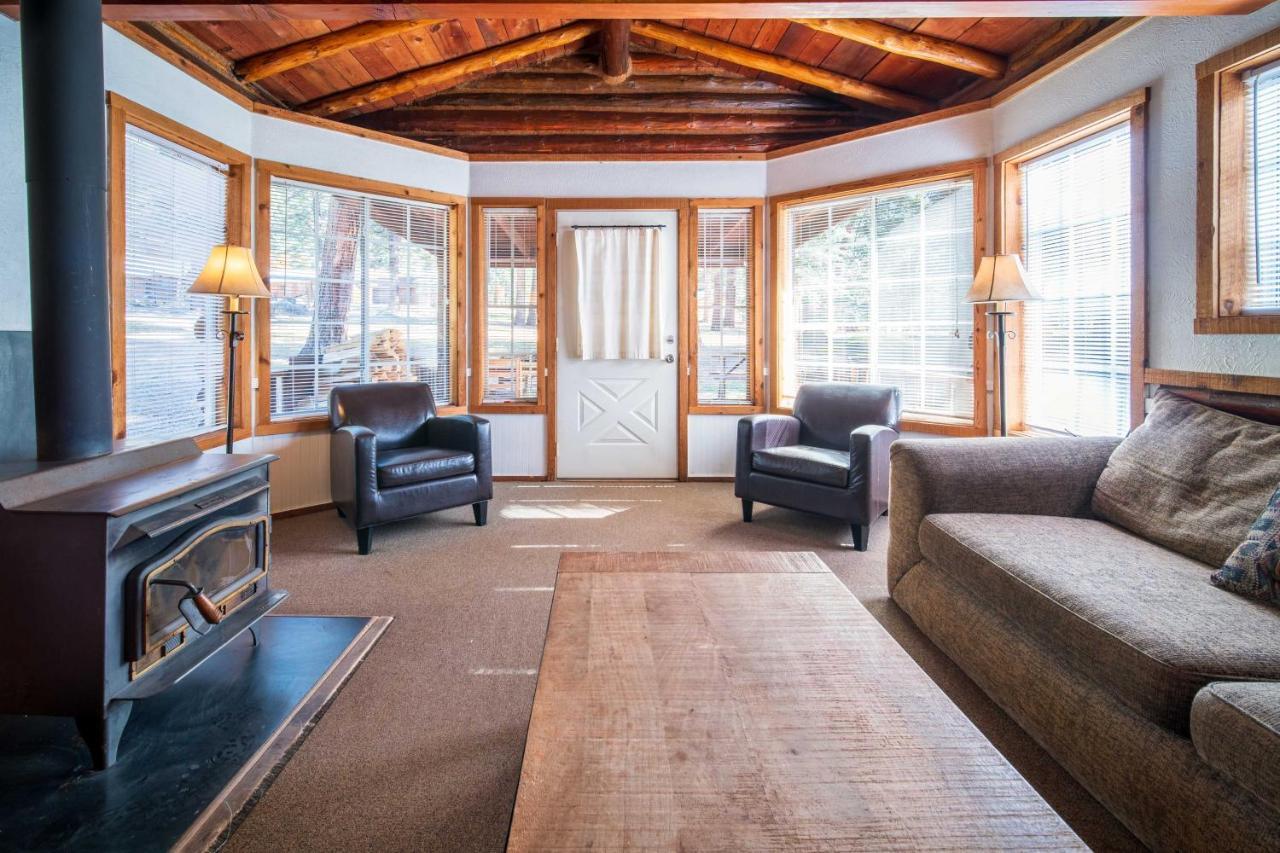 Corkins Lodge Chama ภายนอก รูปภาพ