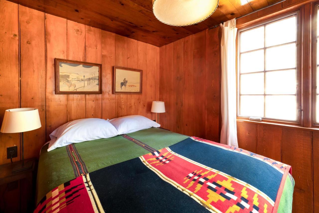 Corkins Lodge Chama ภายนอก รูปภาพ