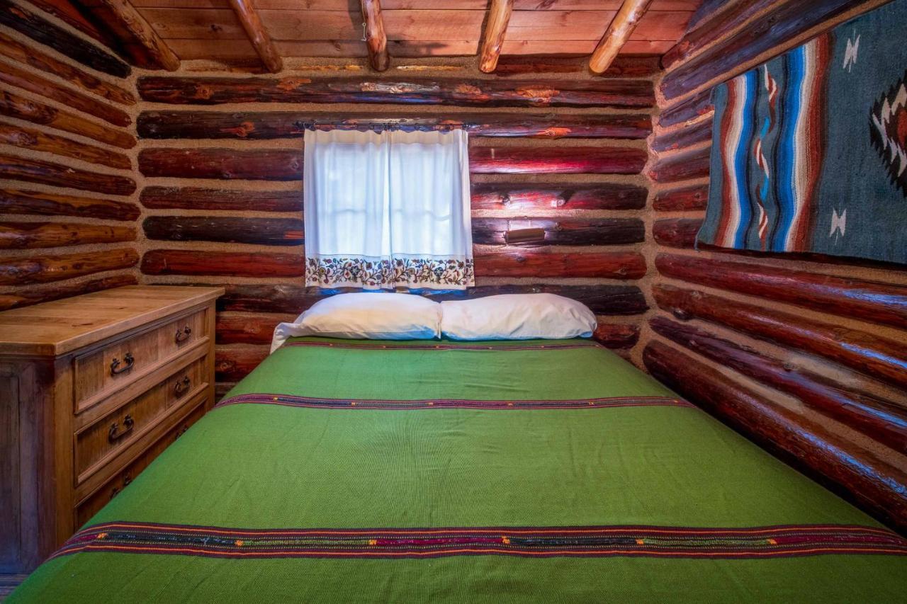 Corkins Lodge Chama ภายนอก รูปภาพ