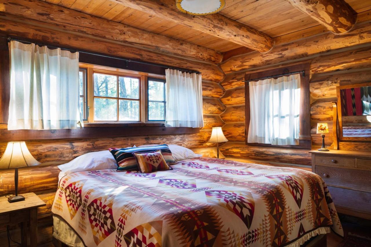 Corkins Lodge Chama ภายนอก รูปภาพ